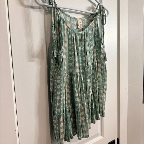 Fifth Ray Green Floral Tiered Tank Boho - Picture 5 of 8